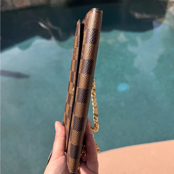 Authentic Louis Vuitton Portefeuille Emilie Damier Wallet Crossbody Bag - Picture 4 of 13